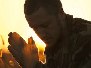 Soldier-praying